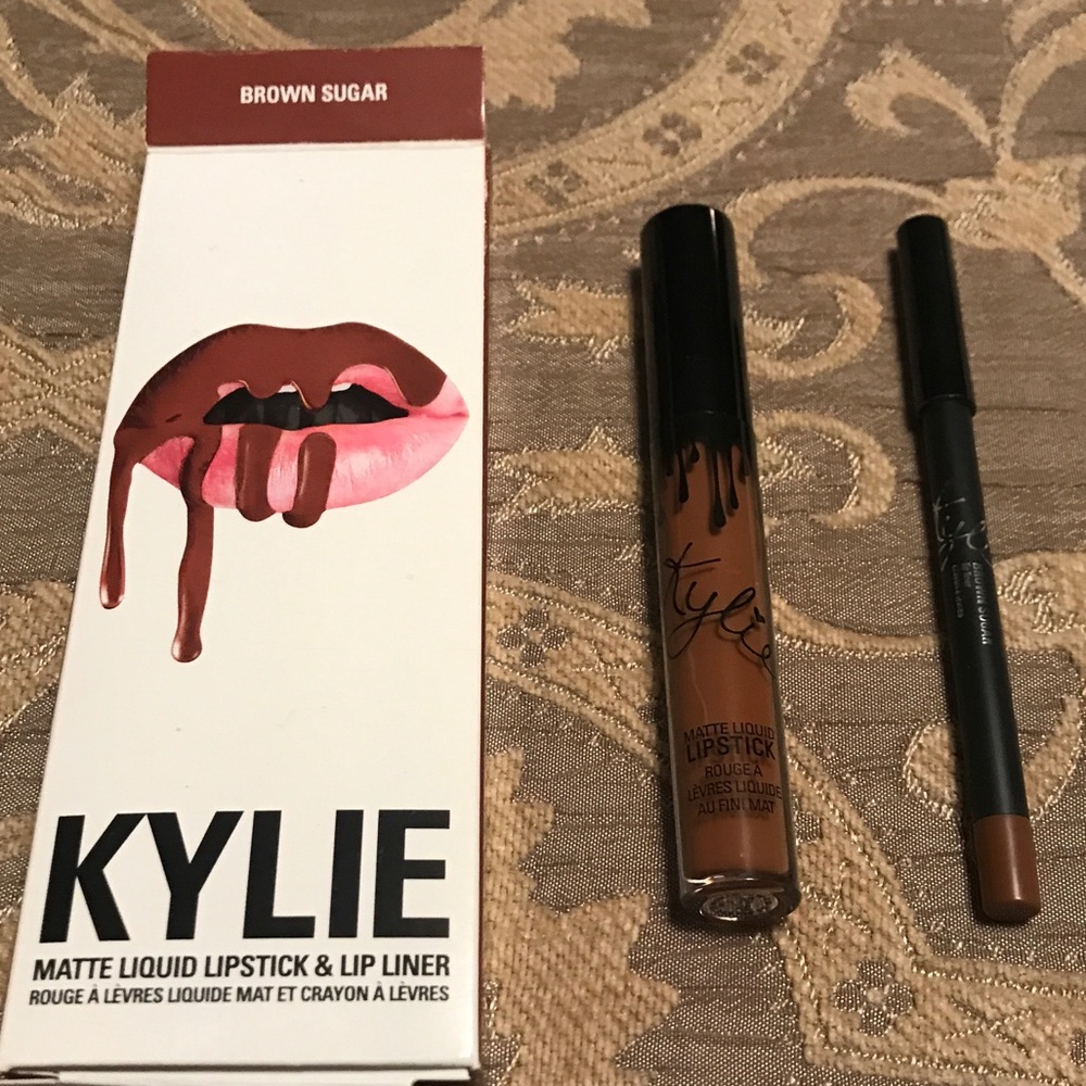 Kylie Lip Kit Brown Sugar